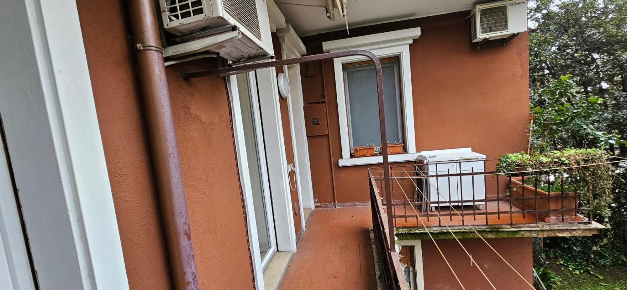 ヴェローナ Lo Scoiattolo Bed & Breakfast エクステリア 写真
